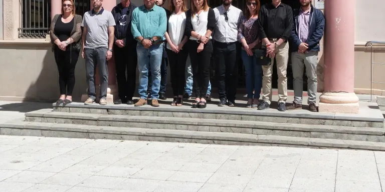 Minut de silenci de totes les formacions polítiques de l'Ajuntament per condemnar l'atac d'aquest dilluns a Manchester