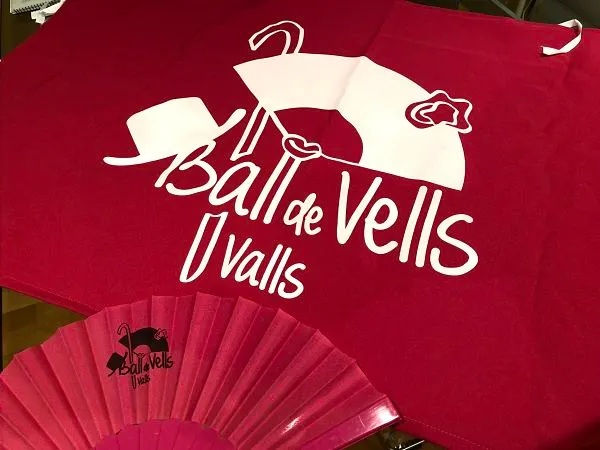 El Ball de Vells de Valls presenta el ventall i el domàs de l’edició d’aquest any