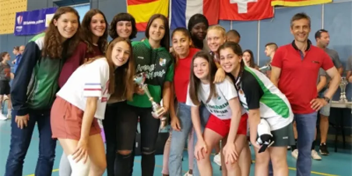 Bon paper del Cadet Femení i el Pre-Infantil Femení de l’Arenys Bàsquet al Torneig Internacional d’Issoire