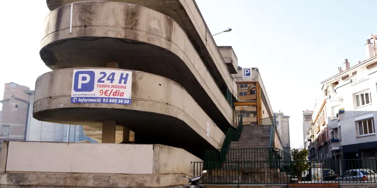 Un informe detecta patologies greus al Mercat Municipal de Vic i apunta que la rehabilitació seria "molt costosa"
