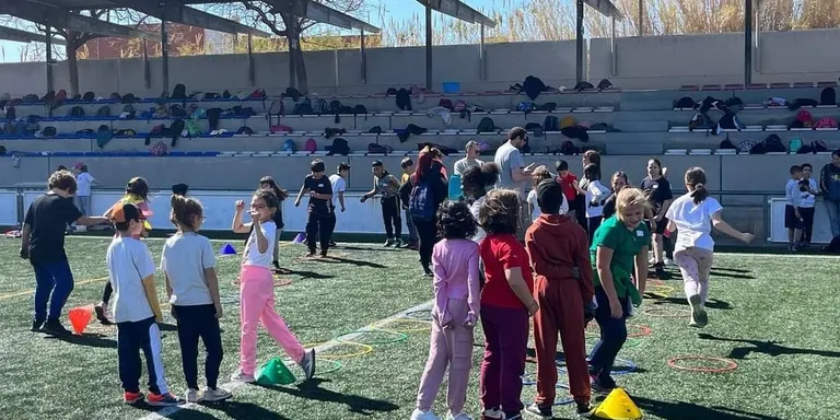 Alumnes de 3er i 4rt de primària han participat a unes Trobades esportives a Can Xaubet