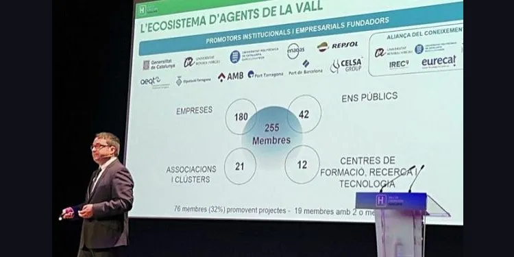 Es presenta el projecte del centre de descarbonització en l'Assemblea de la Vall de l'Hidrogen de Catalunya