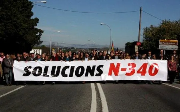 La Generalitat i els alcaldes del territori es tornen a reunir per abordar la reducció de l’accidentalitat a l’N-340