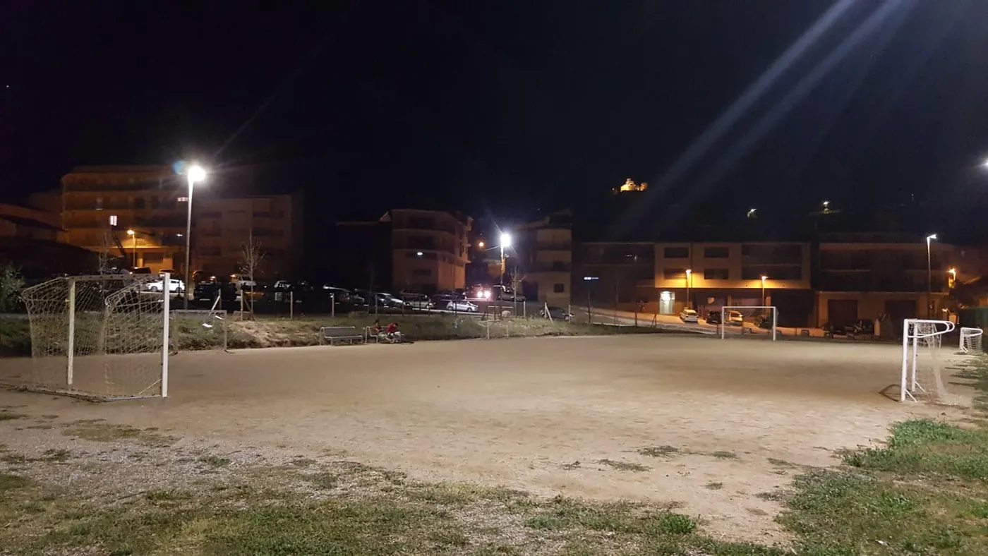 Solsona millora l'enllumenat del Camp del Serra