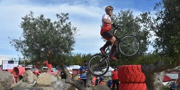 Borja Conejos i Vera Baron es proclamen vencedors del Campionat d’Espanya de Trial a Torredembarra