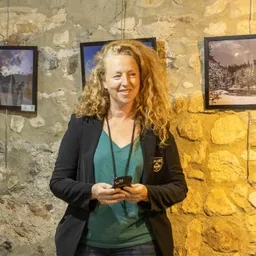 Entrevista a Julie Mavuanga, AFAA - episode art