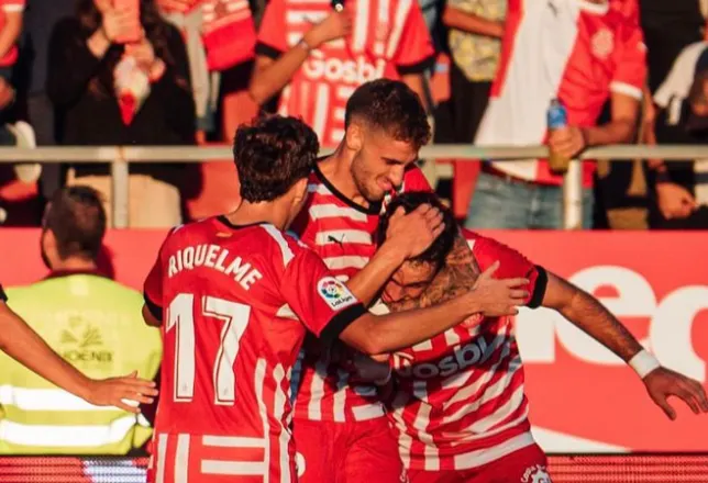 El Girona FC, necessitat de punts, rep a Montilivi el Càdis (14h)