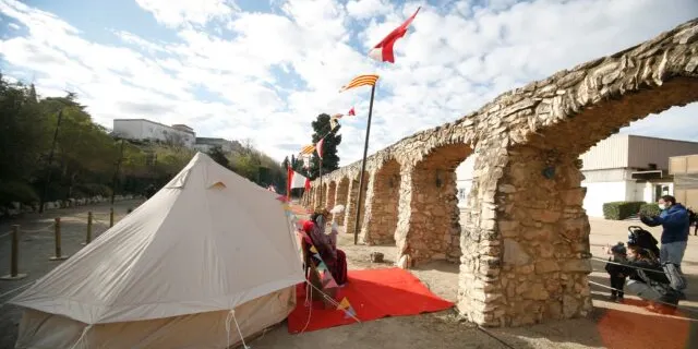 Recepció institucional i Campament Reial, actes del matí de la vigília de Reis