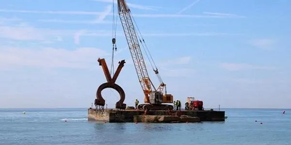 Torredembarra obre un nou procés de licitació per reforçar el bloc de formigó de la platja de Baix a Mar